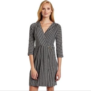 Laundry by Shelli Segal chain link print dress with adjustable belt